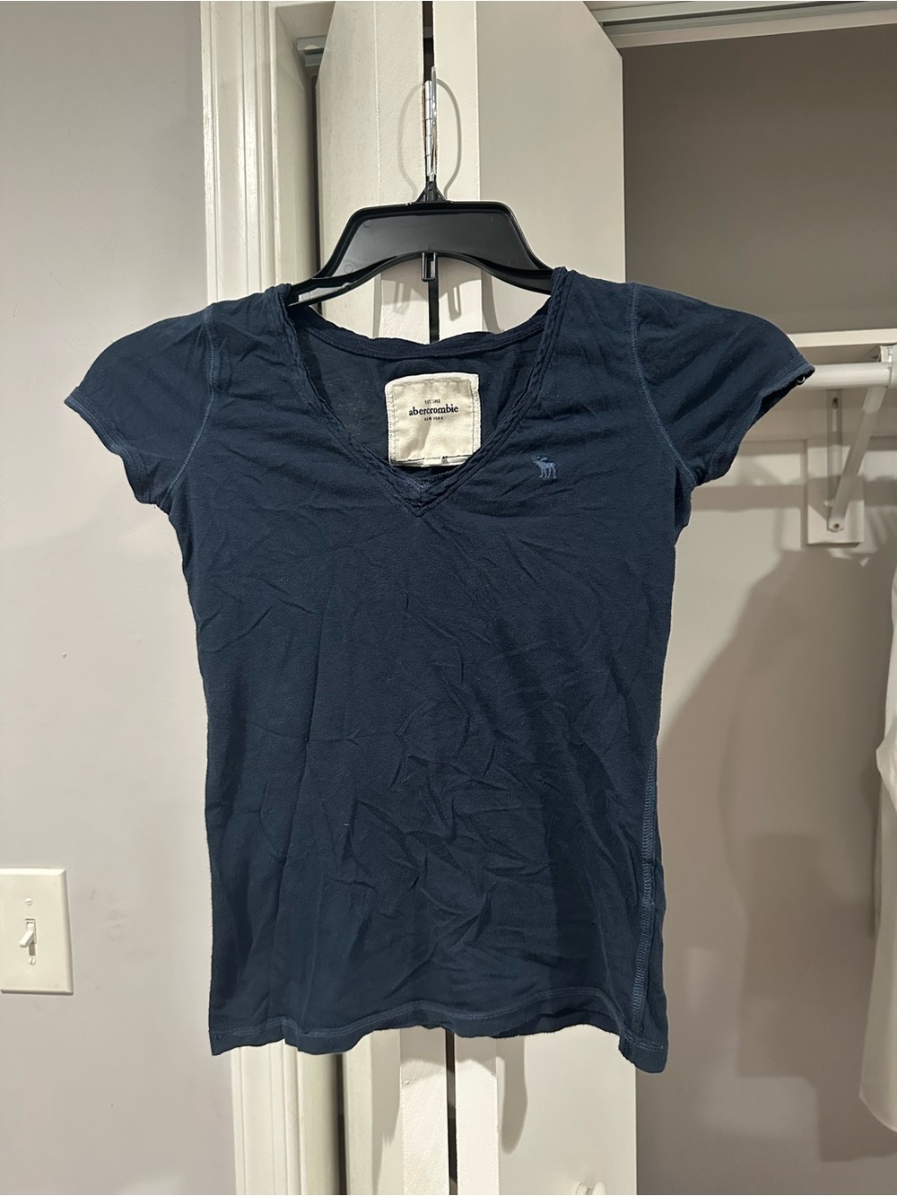 Abercrombie Small Navy V Neck
